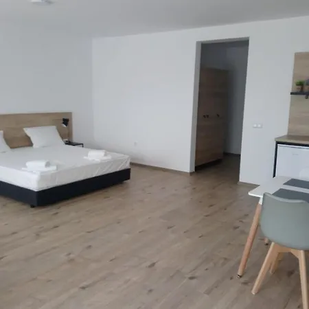 شقة Aparthotel Primorsko 4*