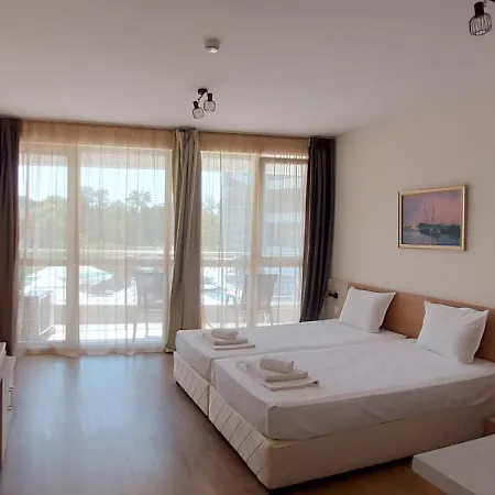 Aparthotel Primorsko شقة بريمورسكو