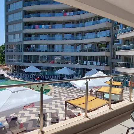 Aparthotel Primorsko بريمورسكو