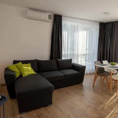 Aparthotel Primorsko Apartment 2*